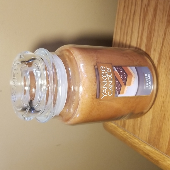 YANKEE CANDLE